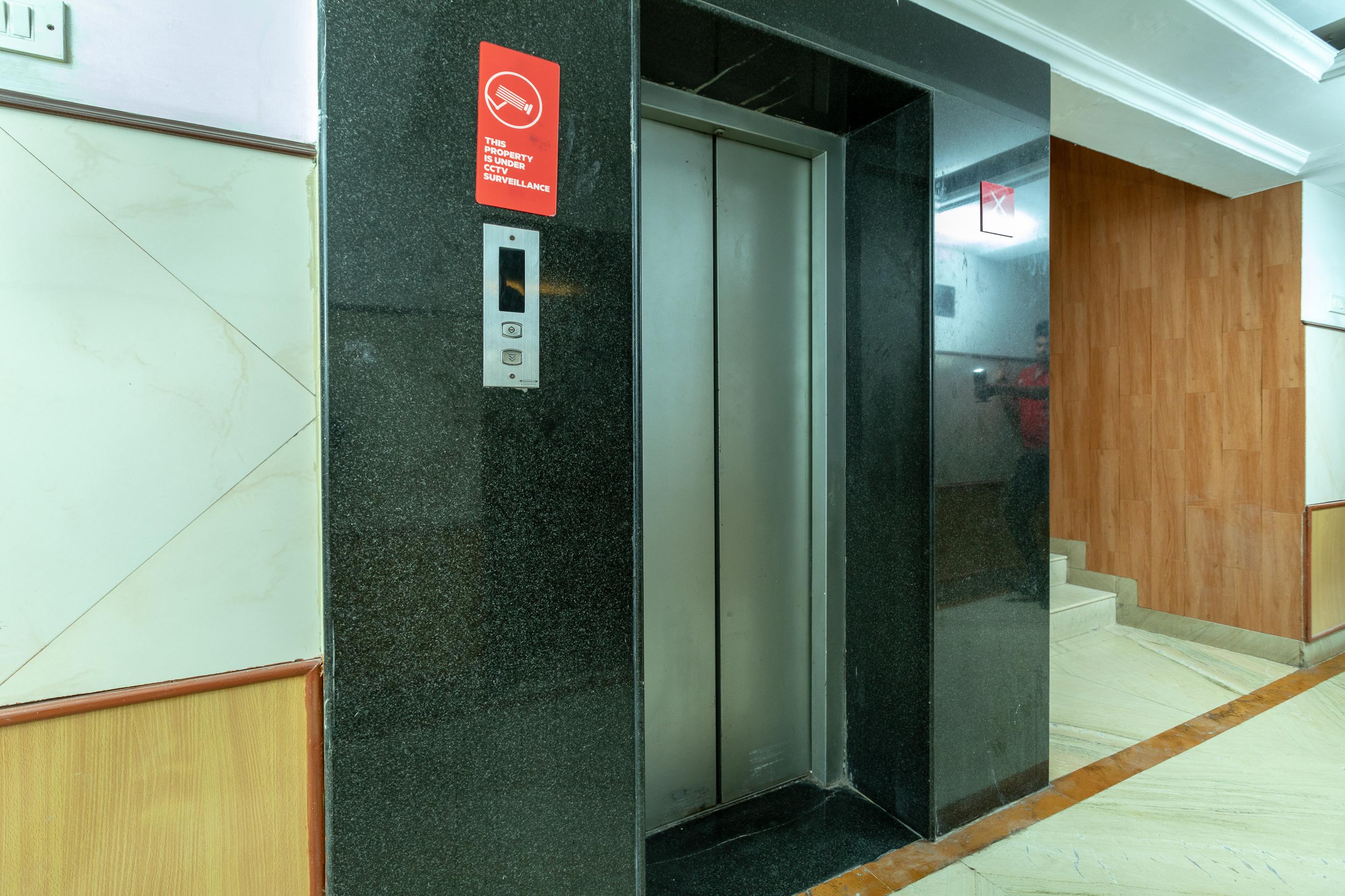 Hotel Fabexpress Marigold I Nueva Delhi Exterior foto